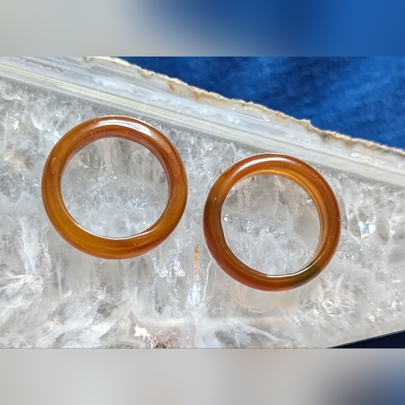 🤎 Set of 2 Banded Agate Warm Caramel Brown Semi-Precious Band Rings ~ 7 1/2 - Picture 7 of 16